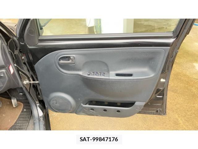 Daihatsu ESSE 2011-01 7616435-11