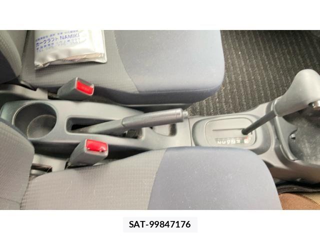 Daihatsu ESSE 2011-01 7616435-15