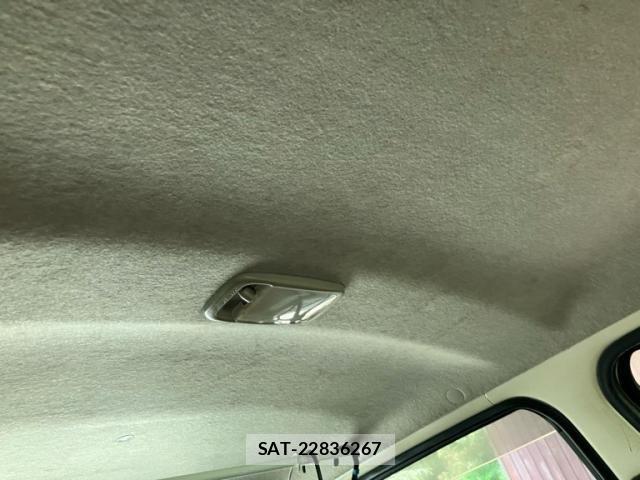Daihatsu ESSE 2011-05 7723118-19