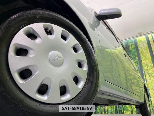 Daihatsu ESSE 2011-06 7723117-12