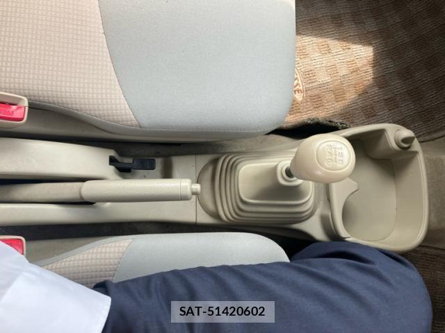 Daihatsu ESSE 2007-08 7876335-13