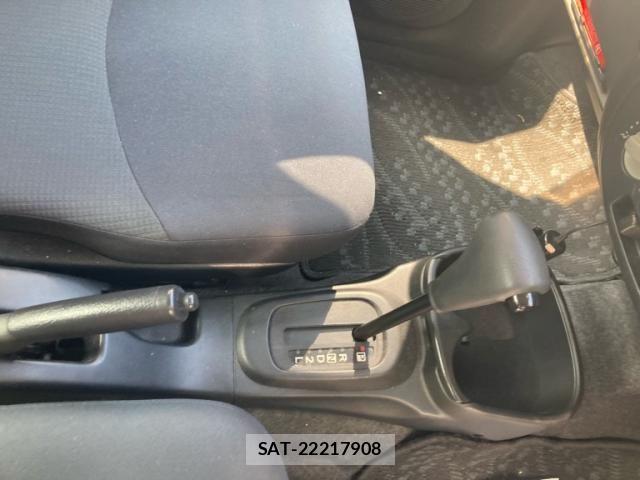 Daihatsu ESSE 2009-06 8129957-14