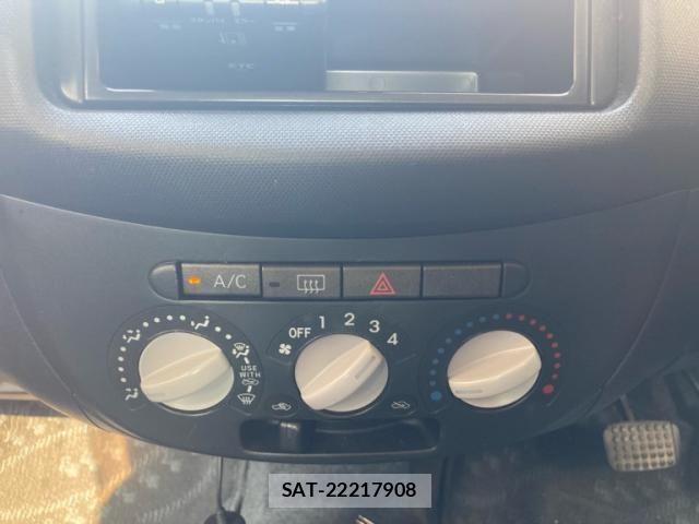 Daihatsu ESSE 2009-06 8129957-15