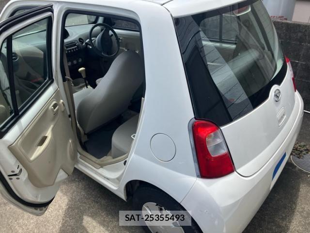 Daihatsu ESSE 2006-01 8129956-17