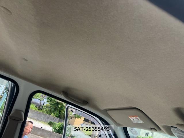 Daihatsu ESSE 2006-01 8129956-7