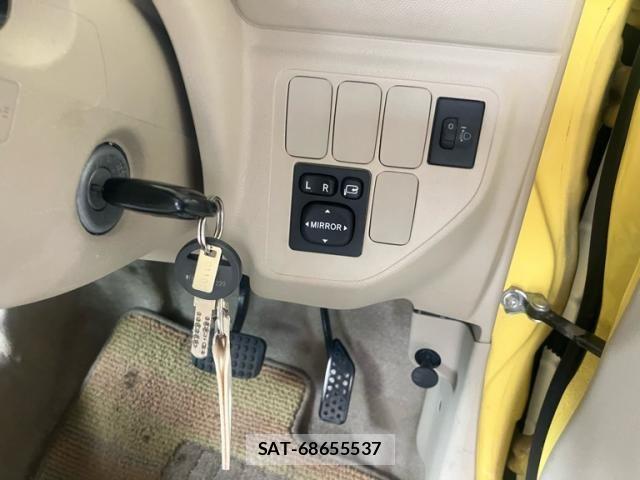 Daihatsu ESSE 2011-01 8335745-14