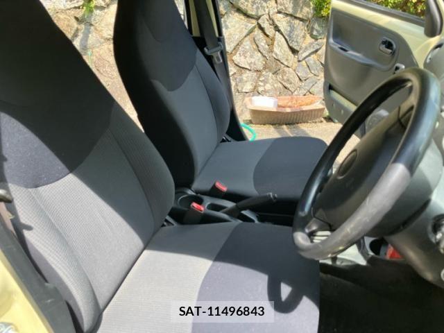 Daihatsu ESSE 2009-08 8524794-9