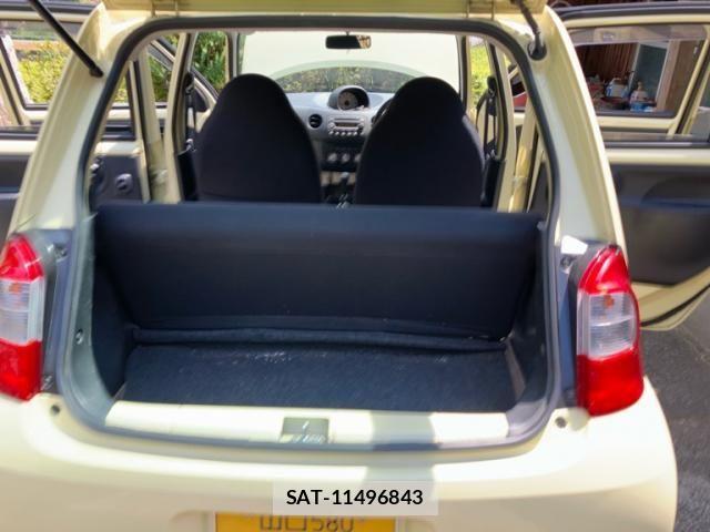 Daihatsu ESSE 2009-08 8524794-2