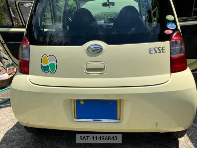 Daihatsu ESSE 2009-08 8524794-3