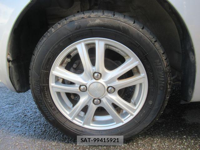 Daihatsu ESSE 2009-09 8561820-24