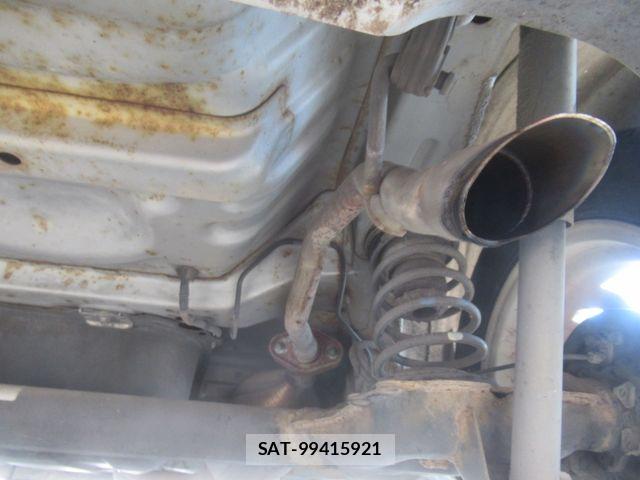 Daihatsu ESSE 2009-09 8561820-28