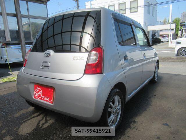 Daihatsu ESSE 2009-09 8561820-2