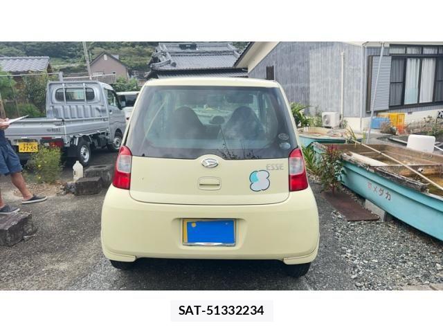 Daihatsu ESSE 2010-09 8561821-5