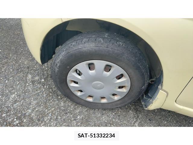 Daihatsu ESSE 2010-09 8561821-7