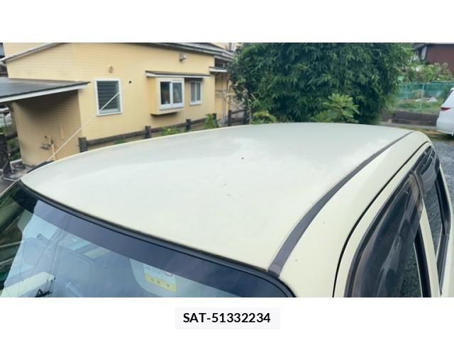 Daihatsu ESSE 2010-09 8561821-8