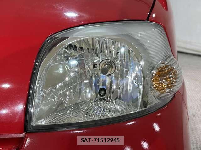 Daihatsu ESSE 2007-09 8561819-20
