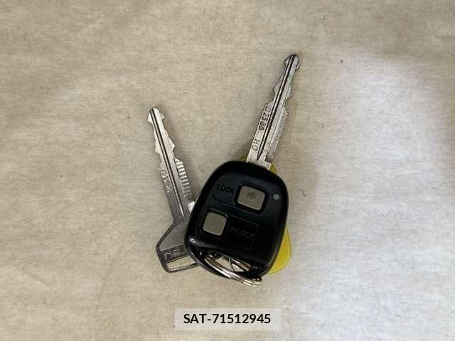 Daihatsu ESSE 2007-09 8561819-28