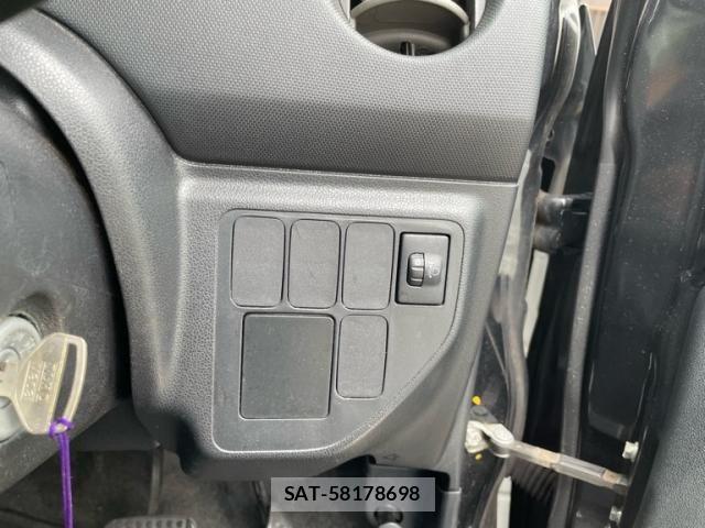 Daihatsu ESSE 2009-10 8780128-11