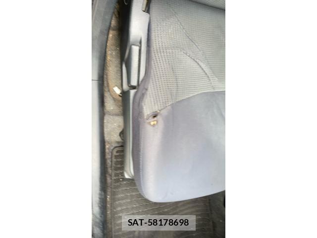 Daihatsu ESSE 2009-10 8780128-21