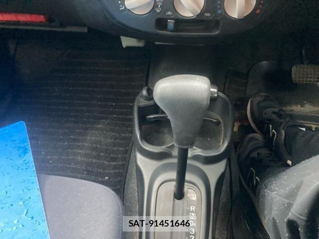 Daihatsu ESSE 2010-07 8780127-10