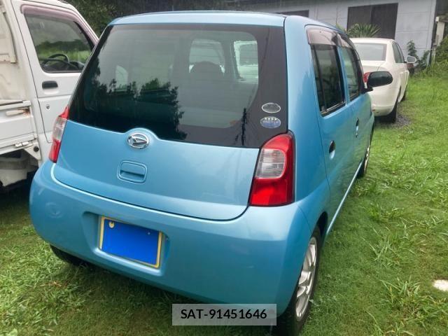 Daihatsu ESSE 2010-07 8780127-3