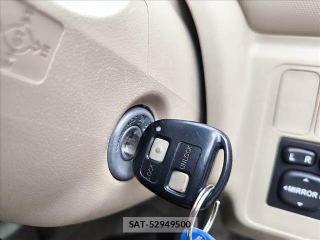 Daihatsu ESSE 2009-07 5867330-10