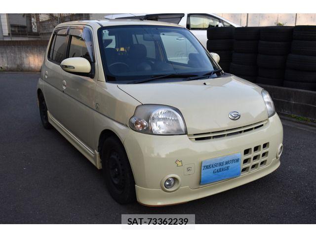 Daihatsu ESSE 2009-09 7218180-1