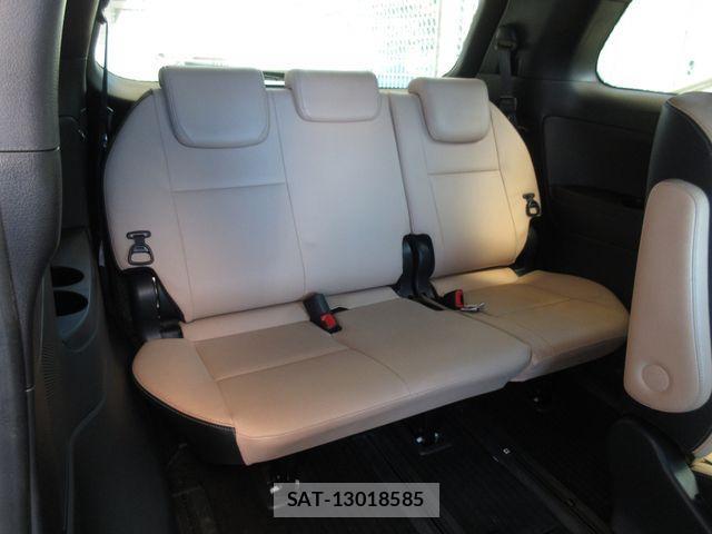 Toyota ESTIMA 2017-06 1172885-9
