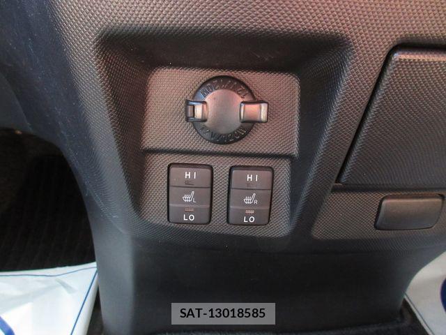 Toyota ESTIMA 2017-06 1172885-18