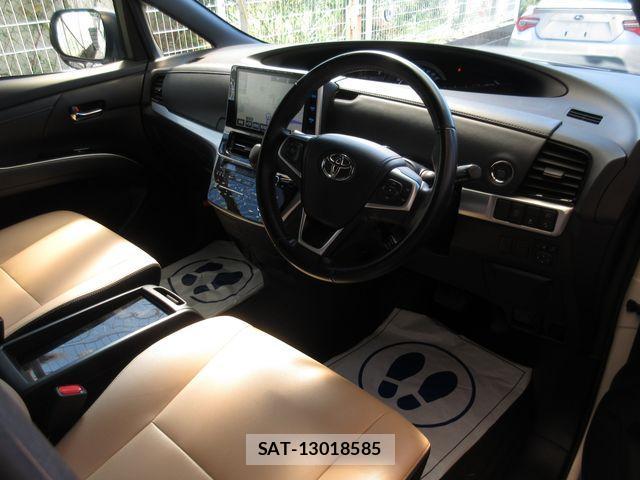 Toyota ESTIMA 2017-06 1172885-6