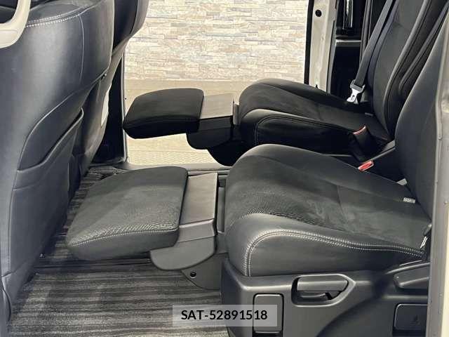 Toyota ESTIMA 2016-01 1428373-7