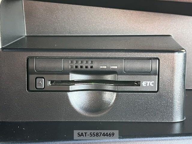Toyota ESTIMA 2016-05 1445478-15