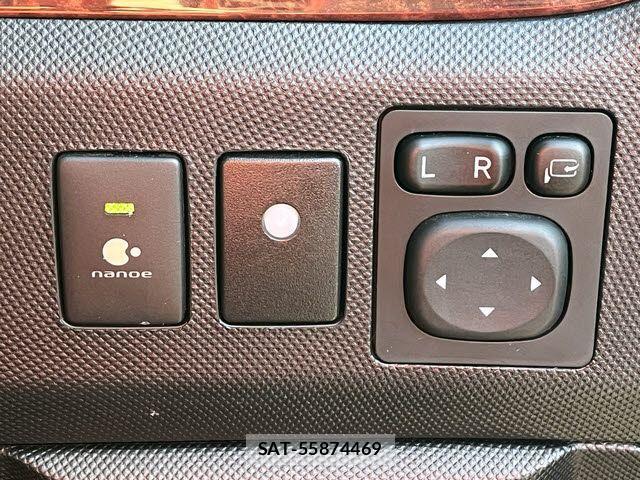 Toyota ESTIMA 2016-05 1445478-17