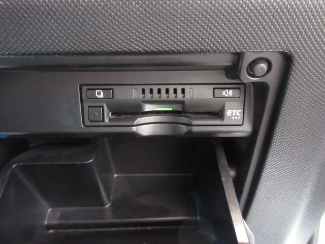 Toyota ESTIMA 2016-11 1544845-23