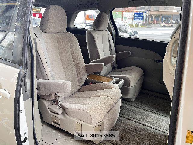 Toyota ESTIMA 2007-04 1585410-3