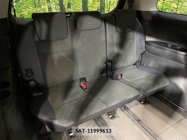 Toyota ESTIMA 2015-04 2099317-9