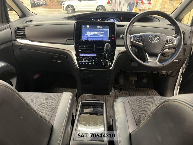 Toyota ESTIMA 2016-09 5867332-1