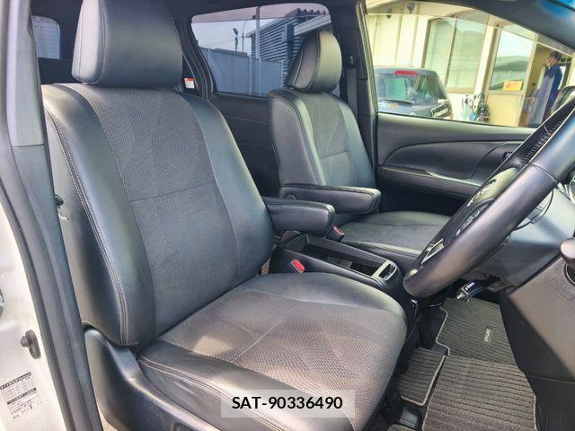 Toyota ESTIMA 2016-12 6526082-3