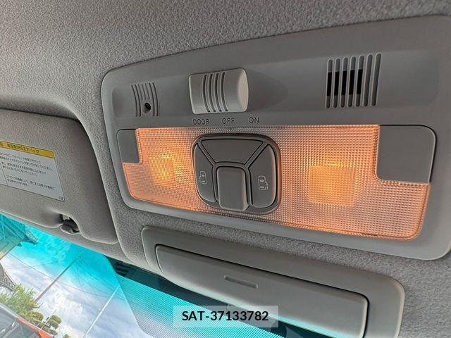 Toyota ESTIMA 2011-04 6716115-13