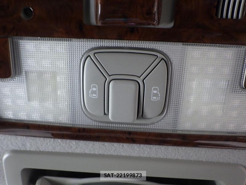 Toyota ESTIMA 2010 6877166-7