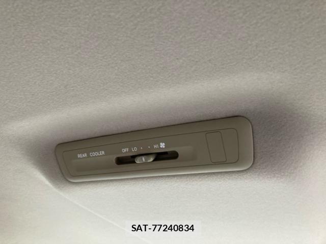 Toyota ESTIMA 2008-03 7058444-9