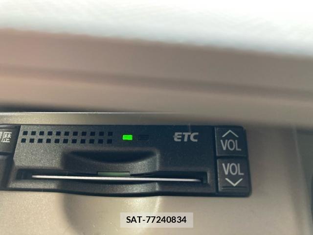 Toyota ESTIMA 2008-03 7058444-11