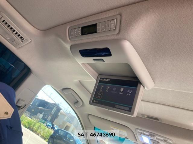 Toyota ESTIMA 2012-04 7218204-21