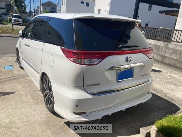 Toyota ESTIMA 2012-04 7218204-5