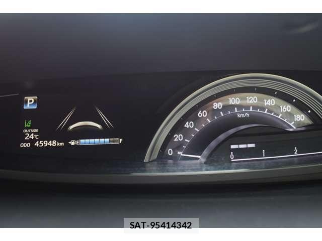 Toyota ESTIMA 2017-07 7218216-24