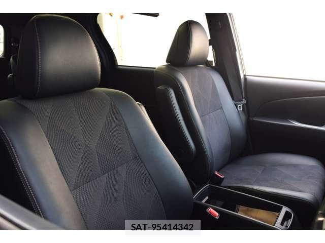 Toyota ESTIMA 2017-07 7218216-5