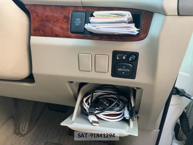 Toyota ESTIMA 2010-02 7218199-6