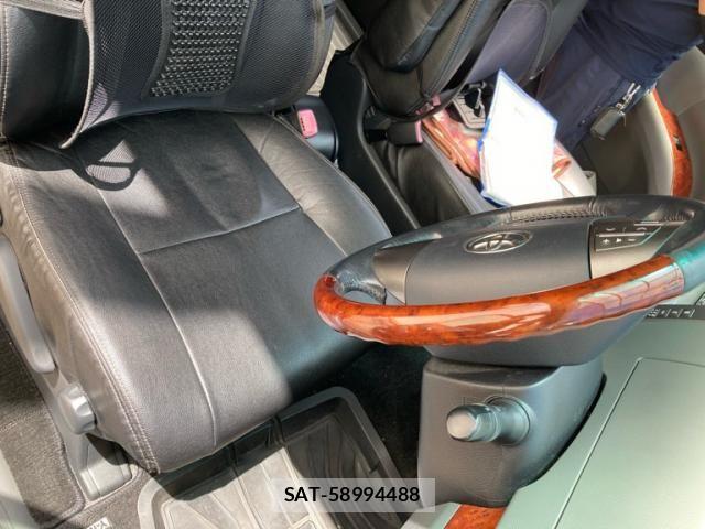 Toyota ESTIMA 2010-05 7218196-9