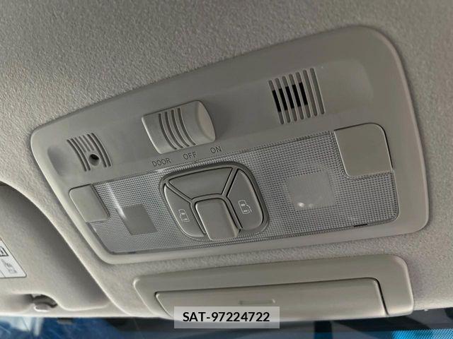 Toyota ESTIMA 2015-09 7218207-4