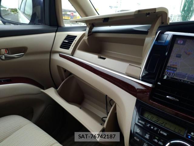 Toyota ESTIMA 2015-04 7250737-16